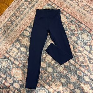 Lululemon Instill High Rise Legging 25"- size 4